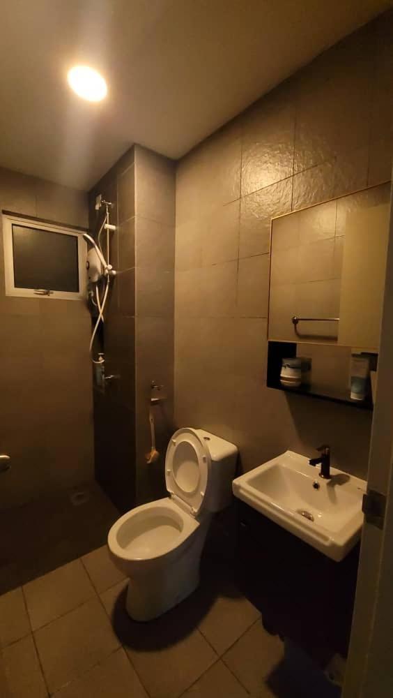 Znz Ostia Bangi Netflix Apartment *
